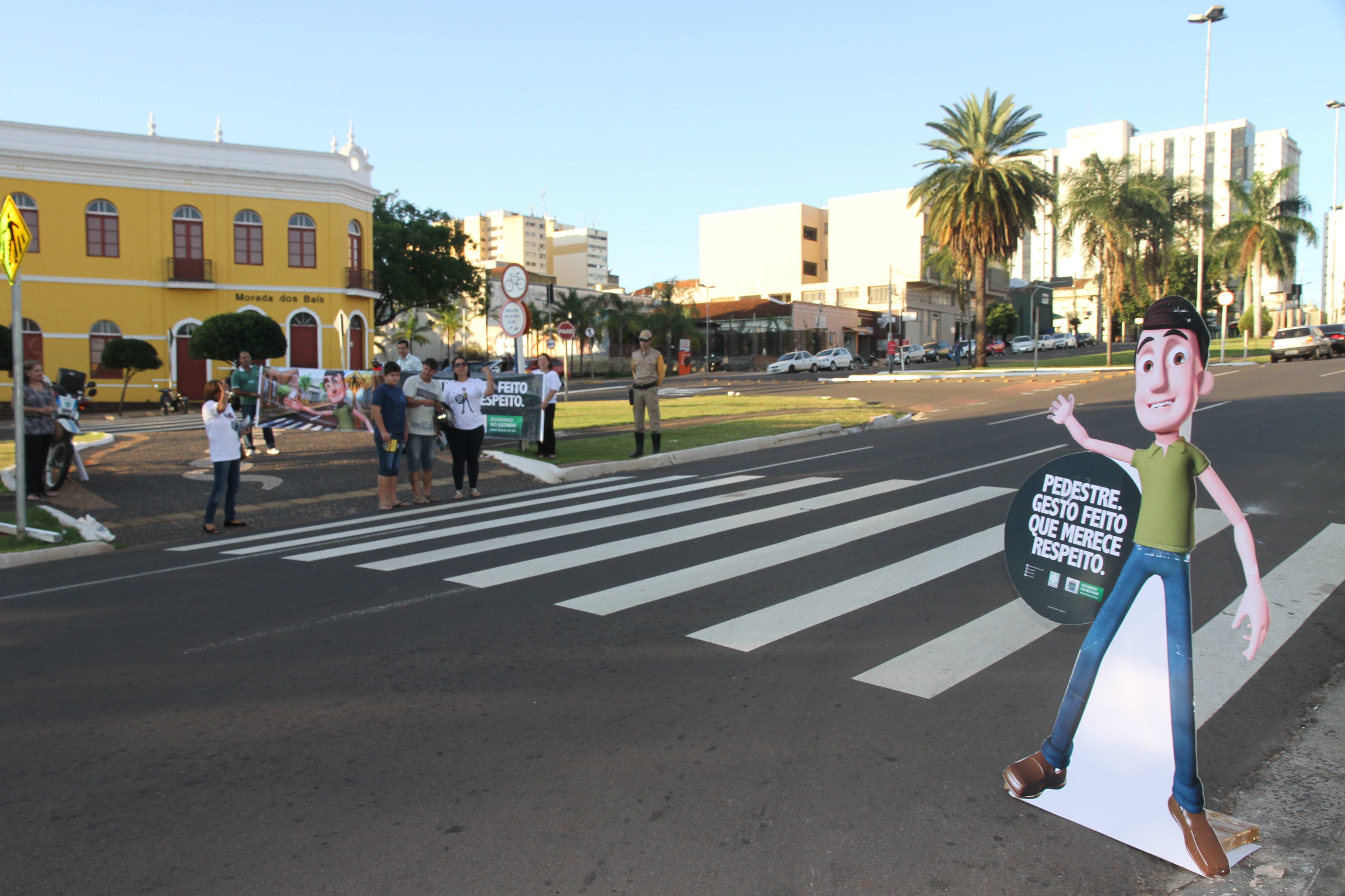 No Dia do Pedestre Detran dá dicas para evitar acidentes