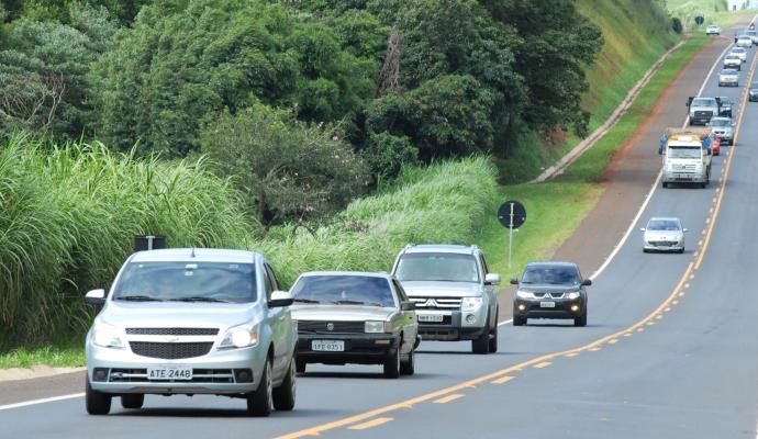 Viagem de carro tranquila: dicas para viajar com segurança