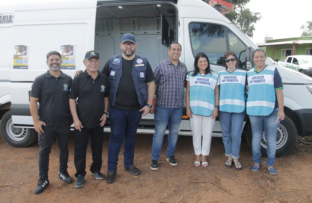 Fiscalização na MS-040 aborda mais de 20 motoristas sobre exame toxicológico