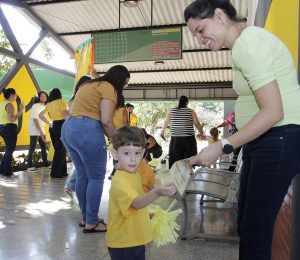 Maio Amarelo: ação do Detran-MS lembra que a paz no trânsito começa pelas crianças